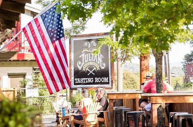 Private Tour to Julian Goldmine and see the lovely mountain town - The Sum Up