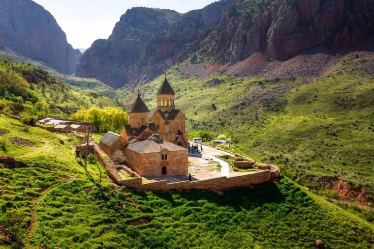 Private Tour to Khor Virap, Noravank, and Areni, Birds cave - Who Would Love This Tour?