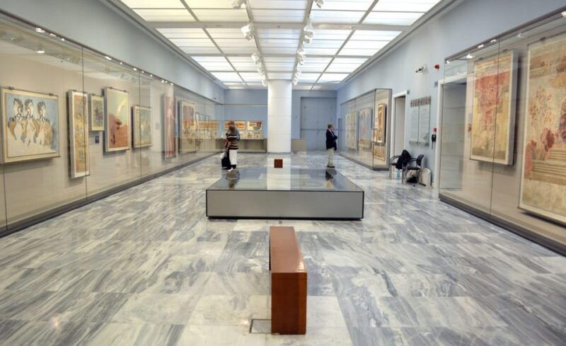 Private Tour to Knossos and Archaeological Museum - Who Is This Tour Best For?