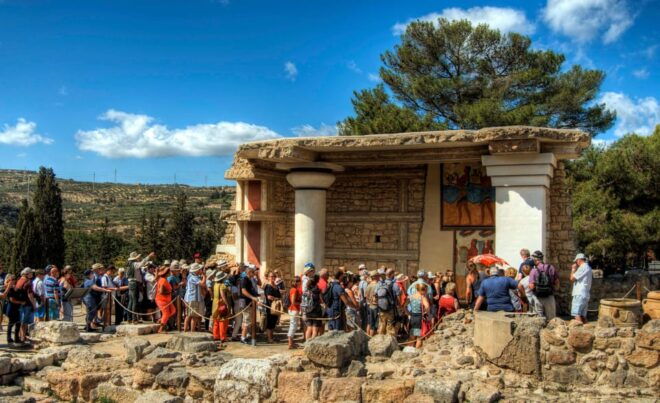 Private Tour to Knossos Palace - Experience Highlights