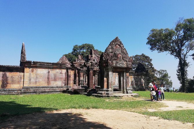 Private Tour to Koh Ker and Preah Vihear Temple From Siem Reap - Meeting Point and Pickup Details