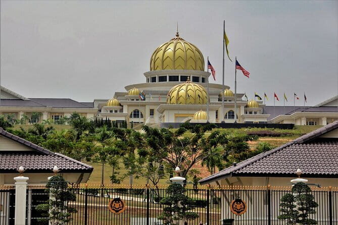 Private Tour to Kuala Lumpur and Exploring Batu Caves Selangor - The Sum Up