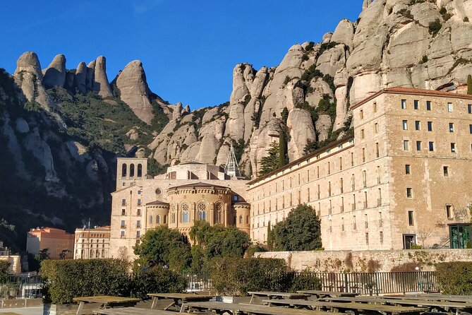 Private Tour to Montserrat With a Specialized Local Guide - Traveler Experiences