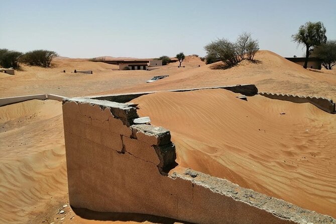 Private Tour to Mysterious Abandoned Village of Dubai - History and Origins