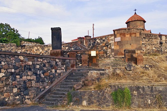 Private Tour to Oshakan, Karmravor, Hovhanavank, Saghmosavank Monasteries - The Sum Up