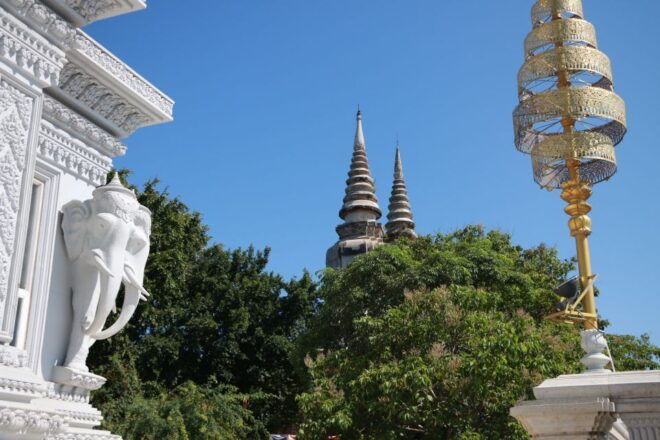 Private Tour to Oudong Mountain Annd Koh Chen Island - Silk Islands Half-Day Bike Tour