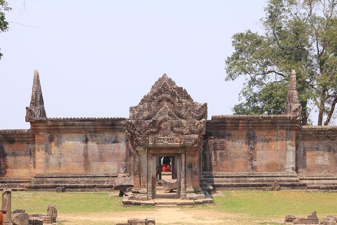 Private Tour to Preh Vihear Temple, World Heritage Site in 2008 - Tour Inclusions