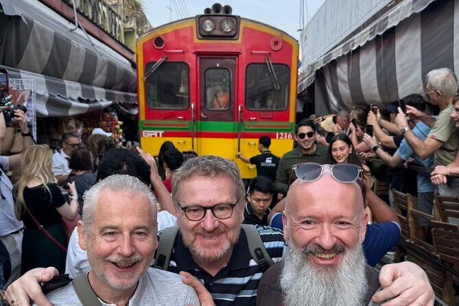 Private tour to Railway Market and Floating Market - The Sum Up