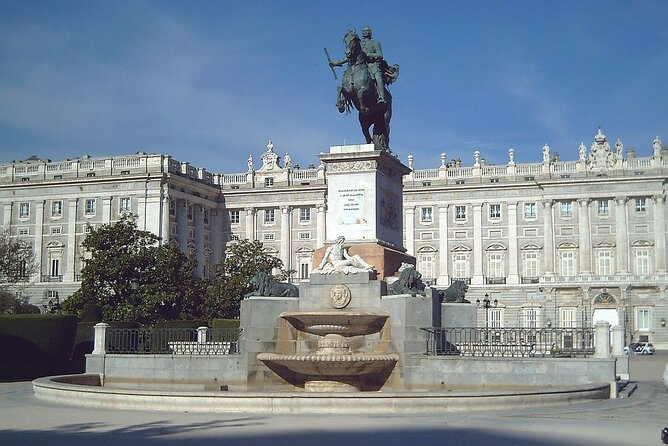 Private Tour to Royal Palace and Prado Museum in Madrid - Common Questions