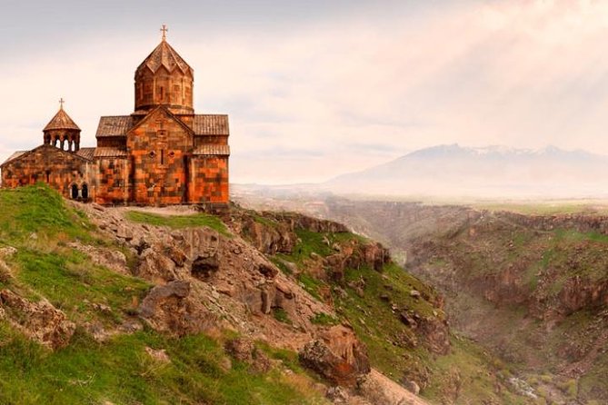 Private Tour to Saghmosavank, Karmravor, Oshakan, Hovhannavank - What To Bring