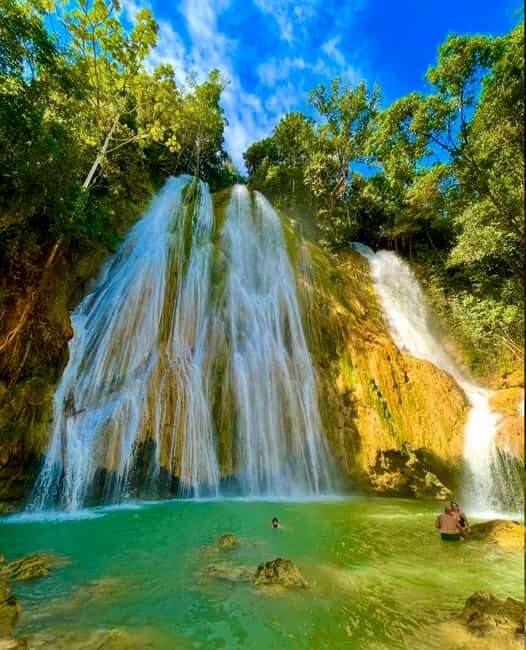 Private Tour to Samaná from Santo Domingo: Salto El Limón and Cayo Levantado - FAQs