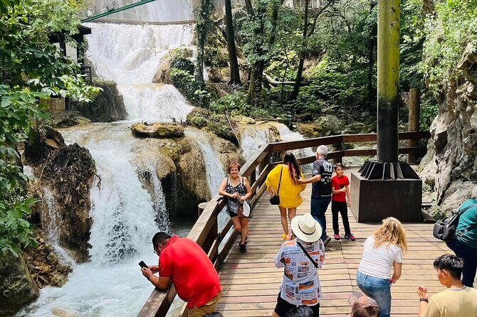 Private Tour to Santiago + Guide + Transfer - An In-Depth look at the Experience