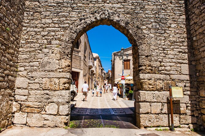Private Tour to Sicilian Retreat Erice & Marsala From Palermo - Guide Services