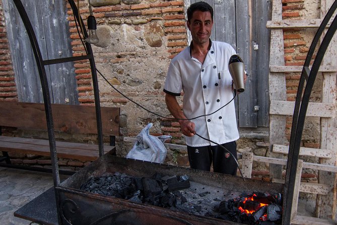 Private Tour to Sighnaghi and Bodbe From Tbilisi - Private Guide Details