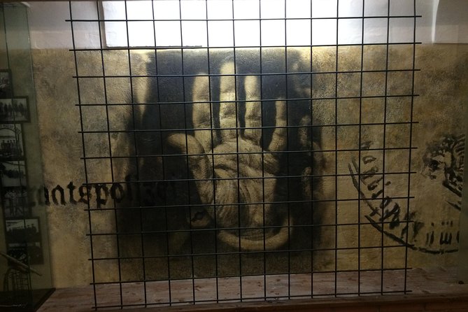 Private Tour to Terezin From Prague - What To Expect