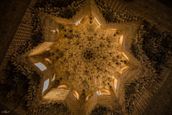 Private Tour to the Alhambra With Nasrid Palaces in Granada - Visitor Recommendations