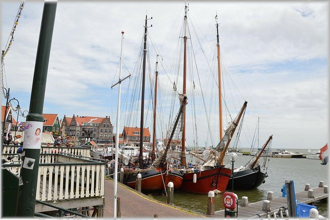 Private Tour to the Countryside, Windmills and Volendam From Amsterdam - Famous Windmills in the Countryside