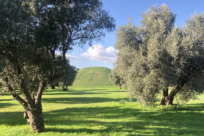 Private Tour to the Tomb of Marathon (The Origin of Marathon Races) - Discovering Lake Marathon