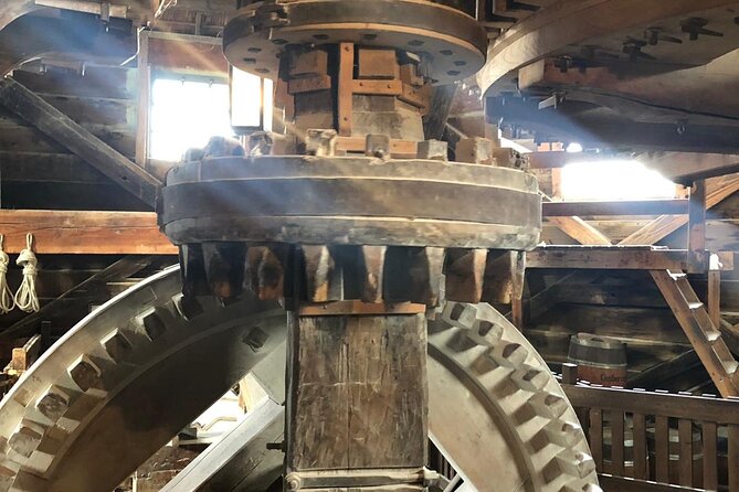 Private Tour to the Windmills, Cheese and Clogs and Volendam From Amsterdam - Common Questions