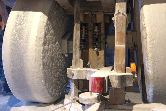 Private Tour to the Windmills, Cheese and Clogs, Volendam, Marken From Amsterdam - Take a Ferry Cruise on the Volendam-Marken Express