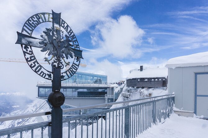 Private Tour to the Zugspitze & Linderhof Castle With Lunch - Meeting and Pickup