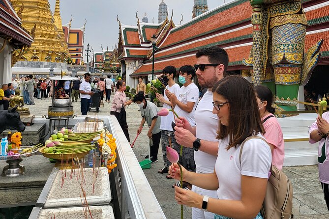 Private Tour to Three Must-See Temples in Bangkok - Cancellation Policy