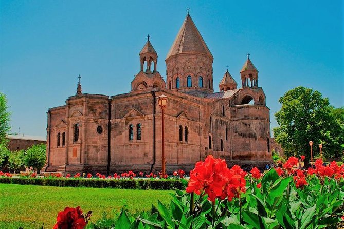 Private Tour to UNESCO Heritage Echmiadzin Churches, Zvartnots and Sardarapat - Tour Itinerary