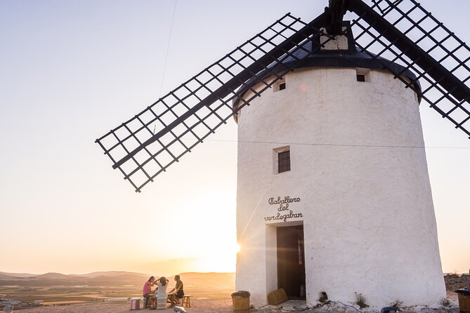 Private Tour to Windmills of Don Quixote, Aranjuez and Chinchón - Itinerary Overview