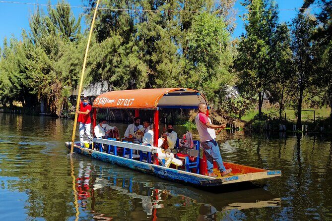 Private Tour to Xochimilco, Coyoacan and Frida Kahlo Museum - Exploring Xochimilco’s Historic Canals