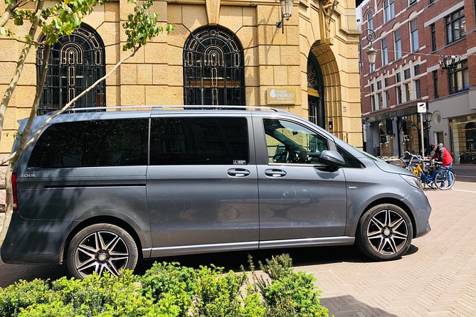 Private Tour to Zaanse Schans Giethoorn With Renting Boat - Infants and Traveler Requirements