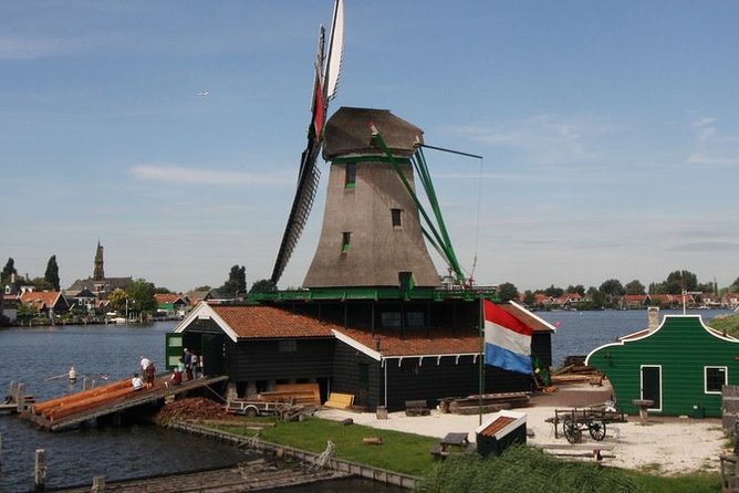Private Tour to Zaanse Schans (Windmill Village) 4 Hrs 1-15 Pers - Tour Price and Lowest Price Guarantee