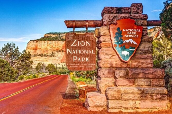 Private Tour to Zion National Park From Las Vegas - Itinerary Overview