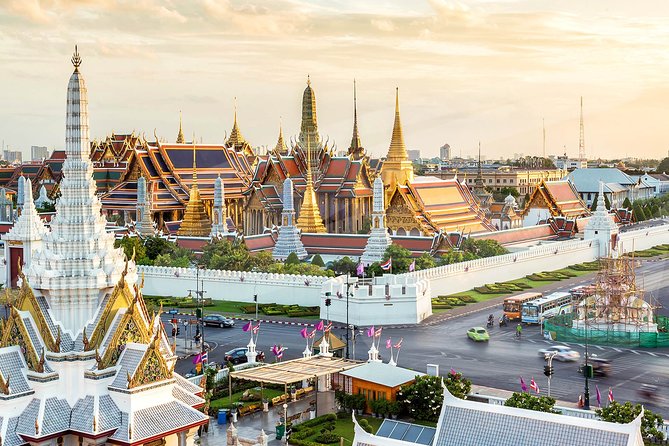 Private Tour - Top 3 Major Monuments (Grand Palace, Wat Pho, Wat Arun) - Wat Arun: The Temple of Dawn