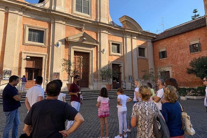 Private Tour - Trastevere and Villa Farnesina - A Journey Through Time in Trastevere