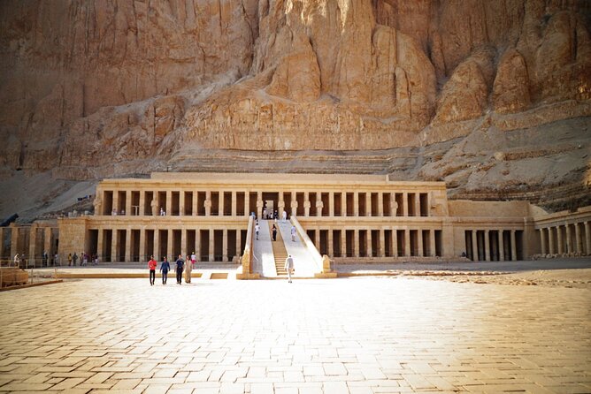 Private Tour Valley of Kings Queens Hatshepsut and More in Luxor - Group Size Variations