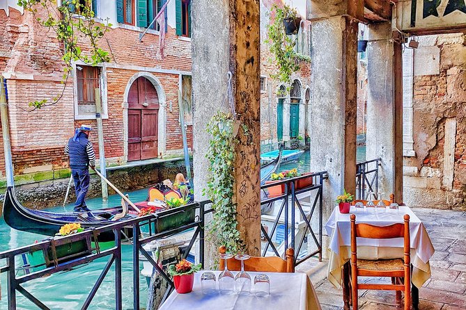 Private Tour: Venice Art and Architecture Walking Tour - Meeting Point and Pickup Details