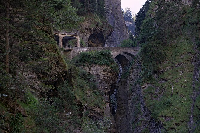 Private Tour Viamala Gorge, Whirlpool Pots, Waterfalls, Lakes and Glacial Mills - Viamala Gorge Exploration