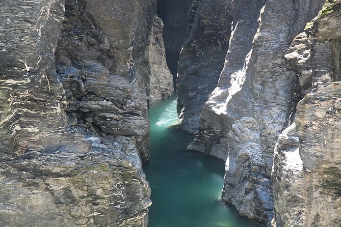 Private Tour Viamala Gorge, Whirlpool Pots, Waterfalls, Lakes and Glacial Mills - Local Cultural Encounters