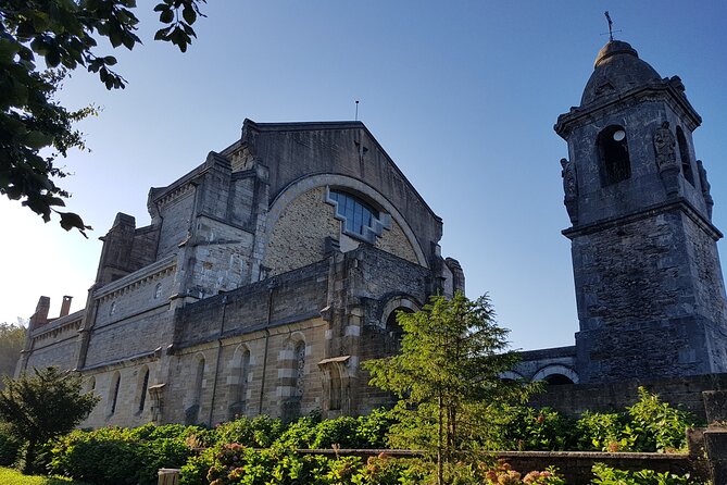 Private Tour Visiting Villages, Forests and Valleys in Biscay - Forest Adventures