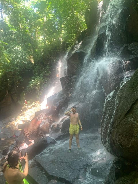 Private Tour Waterfall Temple and Rice Terrace in Ubud - Exploring Ulun Petanu Waterfall