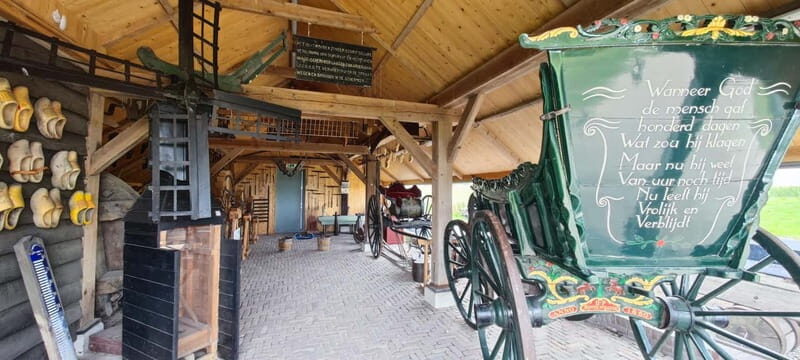 PRIVATE TOUR: Windmills, Cheese Farm, & Canal Cruise Tour - Exploring Zaanse Schans: A Dutch Icon