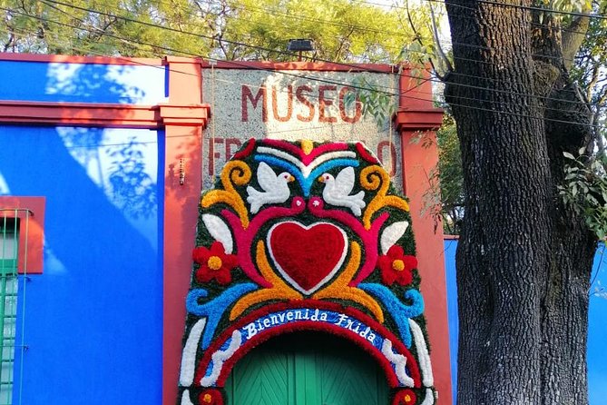Private Tour: Xochimilco, Coyoacan and Frida Kahlo Museum in Mexico City - Ride a Traditional Barge Through Xochimilco Canals