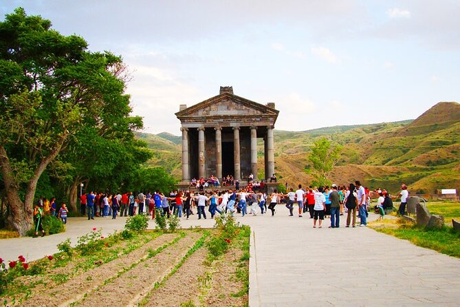 PRIVATE TOUR: Yerevan Sightseeing City TOUR & Garni Temple - Meeting Point