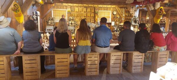 Private Tour Zaanse Schans Windmills, Volendam & Marken - Booking and Cancellation Policy