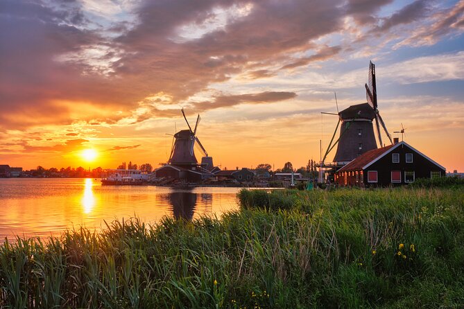 Private Tour Zaanse Schans Windmills, Volendam & Marken - Booking Information