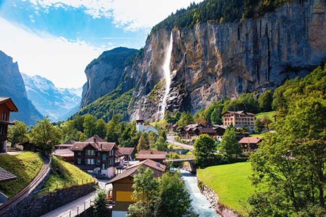 Private Tour : Zurich to Interlaken & Lauterbrunnen Valley - Pickup and Drop-off