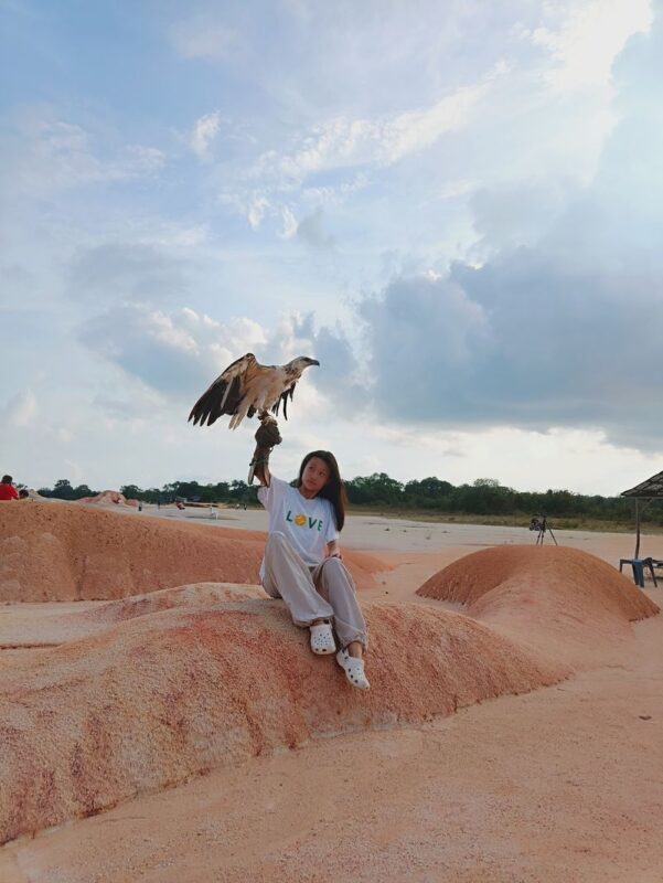 Private Tours Bintan Desert & Blue Lake - A former bauxite mine with a desert look