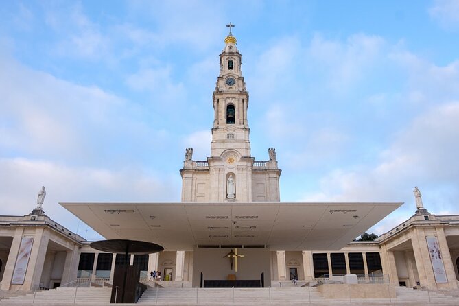 Private Tours to Fátima - Visit to Obidos