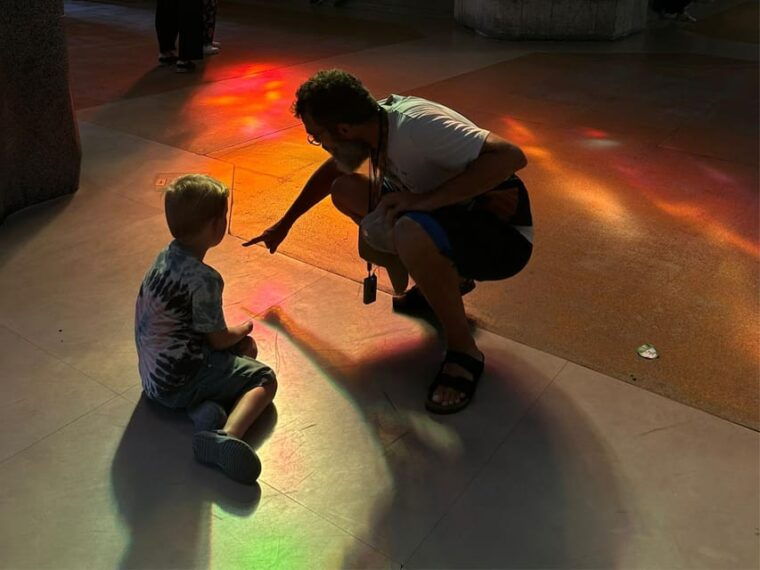 Private Tour+Ticket: Lights & Shadows of the Sagrada Familia - Highlights of the Tour