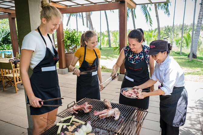 Private Tra Que Village & Red Bridge Cooking Class Tour in Hoi An - Local Ingredients and Traditional Methods